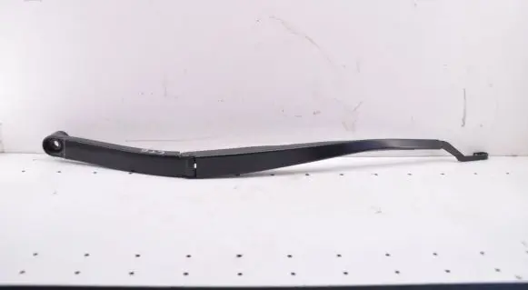 Cadillac CT6 Front wiper blade arm