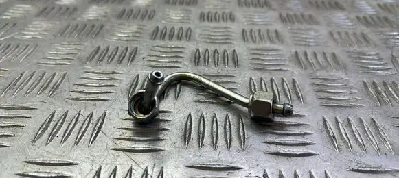 Opel Astra K Fuel injector supply line/pipe 