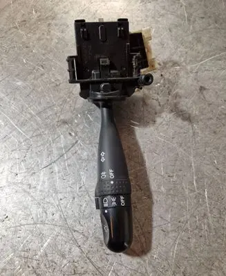 Suzuki SX4 Indicator stalk 173744