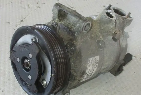 Skoda Octavia Mk3 (5E) Air conditioning (A/C) compressor (pump) 5Q0820803C