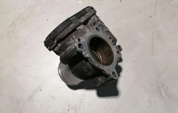 Nissan Qashqai Throttle valve 8200330810E H8200330812 0281002681