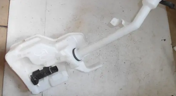 Citroen C3 Aircross Windshield washer fluid reservoir/tank 39160740 39138620