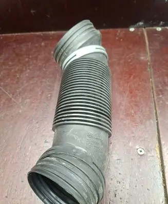 Audi A3 S3 8P Air intake hose/pipe 446149 1K0129684L