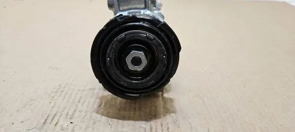Audi A4 S4 B9 Air conditioning (A/C) compressor (pump) 8W0816803