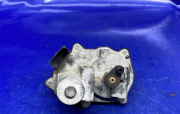Audi A4 S4 B7 8E 8H Intake manifold valve actuator/motor 06F133482B 2900315989 A2C53106022
