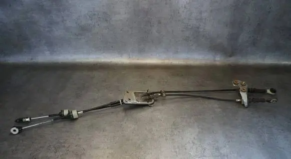 Suzuki Vitara (LY) Gear shift cable linkage