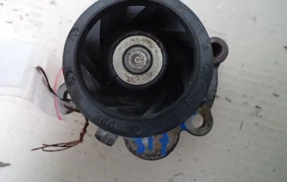 Skoda Octavia Mk1 (1U) Water pump