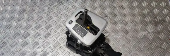 Volvo XC90 Gear shifter/selector 30759195