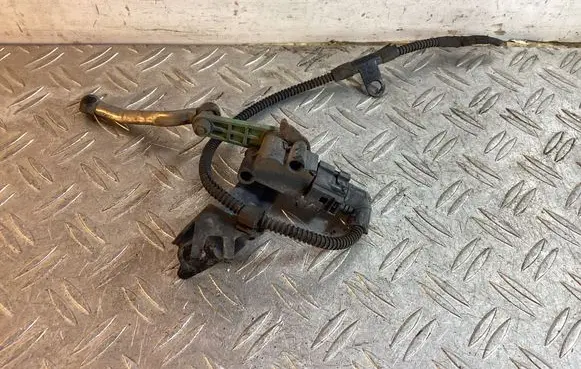 Porsche Macan (95B) Rear air suspension level height sensor 8K0907503