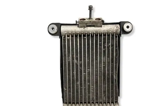 BMW 4 F36 Gran coupe Engine oil radiator 7618360 72761836002 M1151929E