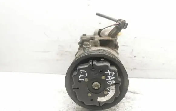Skoda Fabia Mk1 (6Y) Air conditioning (A/C) compressor (pump) 6Q0820803G