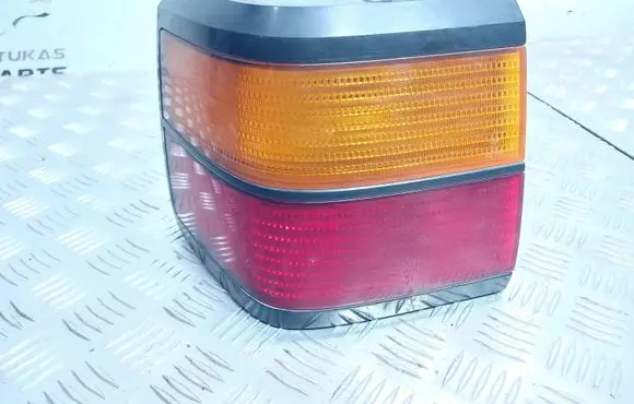 Volkswagen PASSAT B3 Rear/tail lights 63213R6 63213 357945111