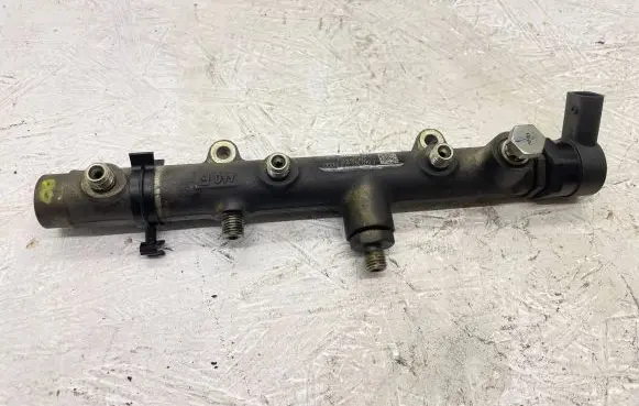 Audi A6 S6 C6 4F Fuel main line pipe 059130090J