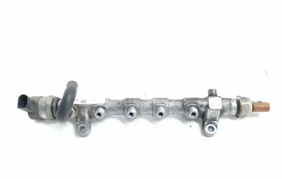Audi Q3 8U Fuel main line pipe 03L130089J 100000051