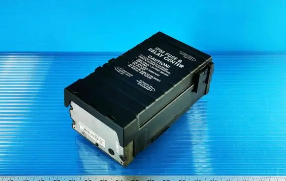 Chrysler Voyager Fuse box set 04727080ACA P04727558AC