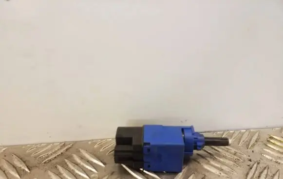 Clutch pedal sensor