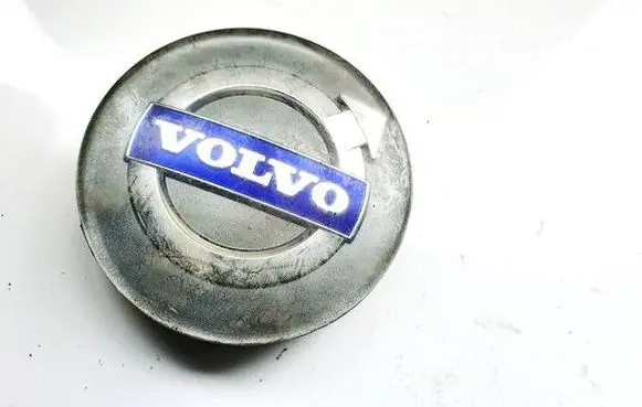 Volvo V50 Original wheel cap 30666913 30748052
