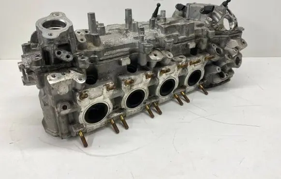 Mercedes-Benz C AMG W205 Engine head A1770503300 A1770160700 A1770107800
