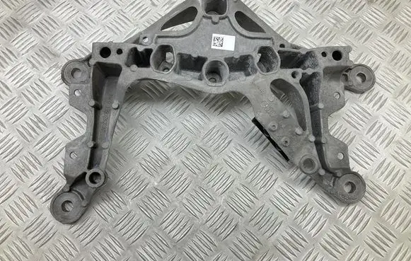 Audi A4 S4 B9 Gearbox mounting bracket 8W0399262AD