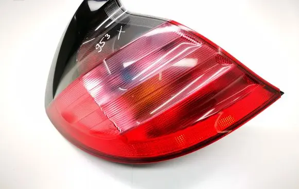 Mercedes-Benz C W203 Rear/tail lights A15163100 A2038200564