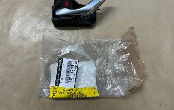 Mazda 3 III Front door exterior handle