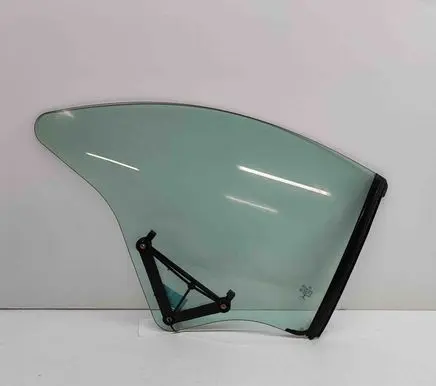 Mercedes-Benz E W238 Rear side window 43R00050 A2386704800