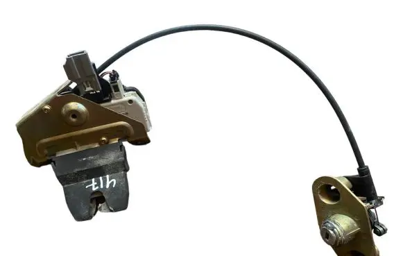 Volvo S80 Tailgate/trunk/boot lock/catch/latch 737700001