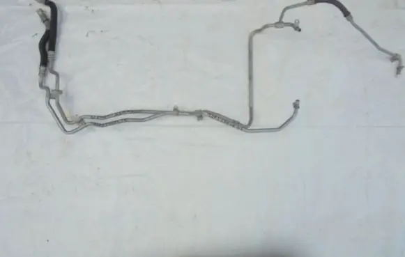 Mercedes-Benz E W212 Engine coolant pipe/hose A2122701405