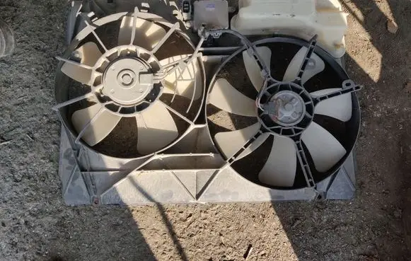 Lexus RX 300 Fan set 8925748020