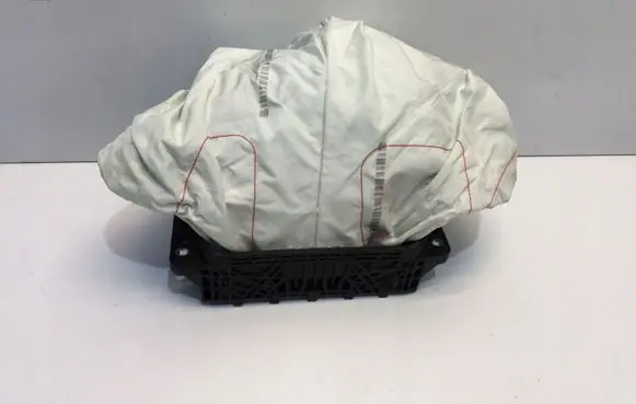 Audi A5 Passenger airbag 8W0880204D