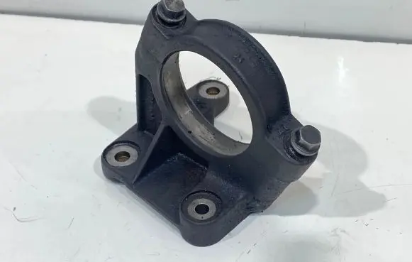 Volvo XC90 Driveshaft support bearing 9143465