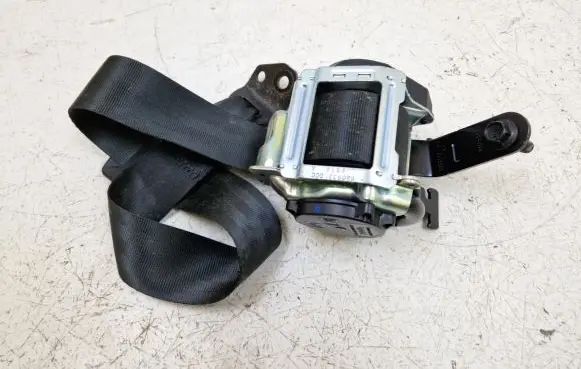 Ford Escape IV Rear seatbelt LJ6BS611B68 LJ6BS611B68AF3JA6