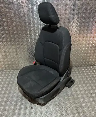 Ford Focus Front driver seat DG23891