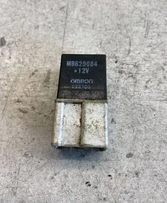 Mitsubishi Pajero Other relay Mb629084