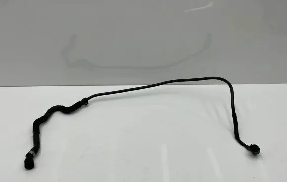 BMW 1 F40 Engine coolant pipe/hose 8658483 8658484