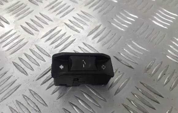 BMW 5 E39 Sunroof switch 6907288