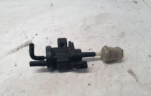 Mercedes-Benz Sprinter W901 W902 W903 W904 Brake central valve A0005450427