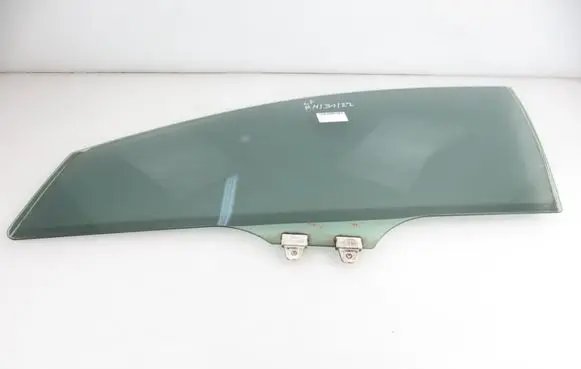 Mazda CX-9 Front door window glass four-door 