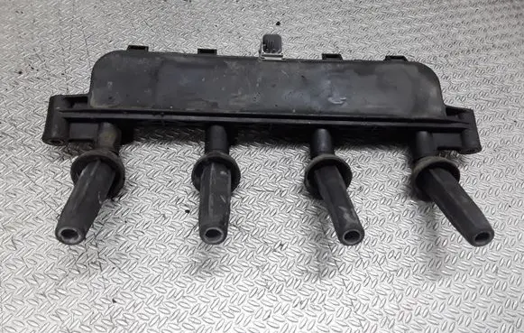 Peugeot 206 High voltage ignition coil 154302