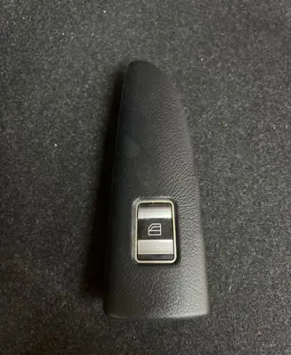 Mercedes-Benz S W221 Electric window control switch A221820
