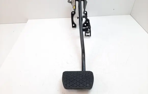 Mercedes-Benz Vito Viano W447 Brake pedal A4472900101
