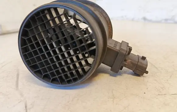 Peugeot Bipper Mass air flow meter F00C2G8003