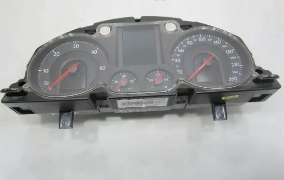 Volkswagen PASSAT B6 Speedometer (instrument cluster) 3C0920871 X0006000 04300223