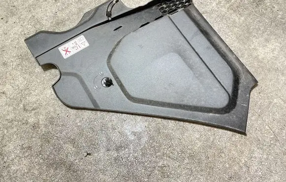 BMW i4 Wiper trim 7491406 11252010