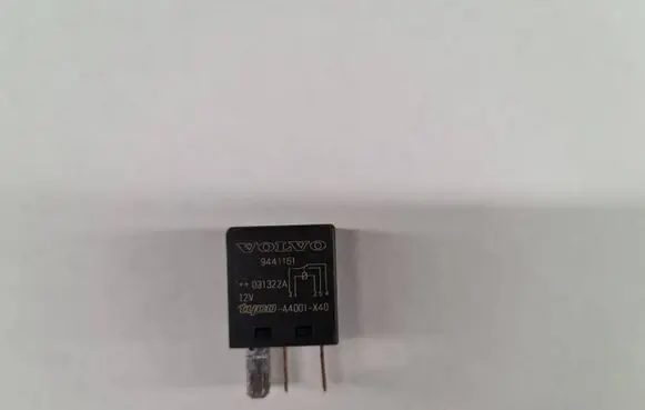 Volvo V70 Other relay 9441161 031322A A4001X40