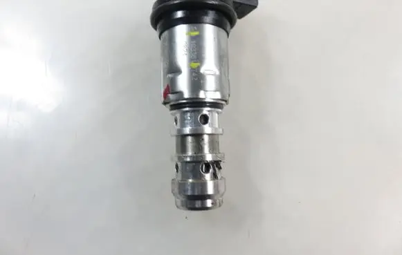 BMW 1 E81 E87 Camshaft vanos timing valve 103361