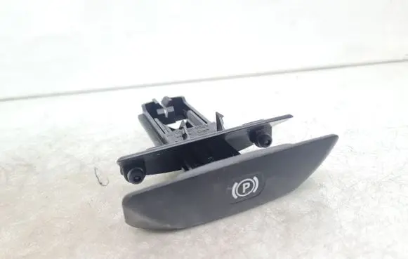Mercedes-Benz C W204 Hand brake release handle A2044200177
