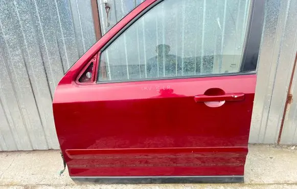 Honda CR-V Front door