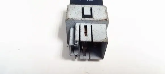 Mitsubishi Carisma Other relay mb953394 72hm100
