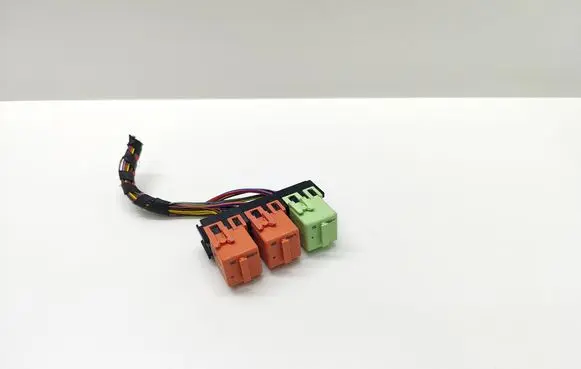 BMW 5 E60 E61 Other relay 8373700 61368373700